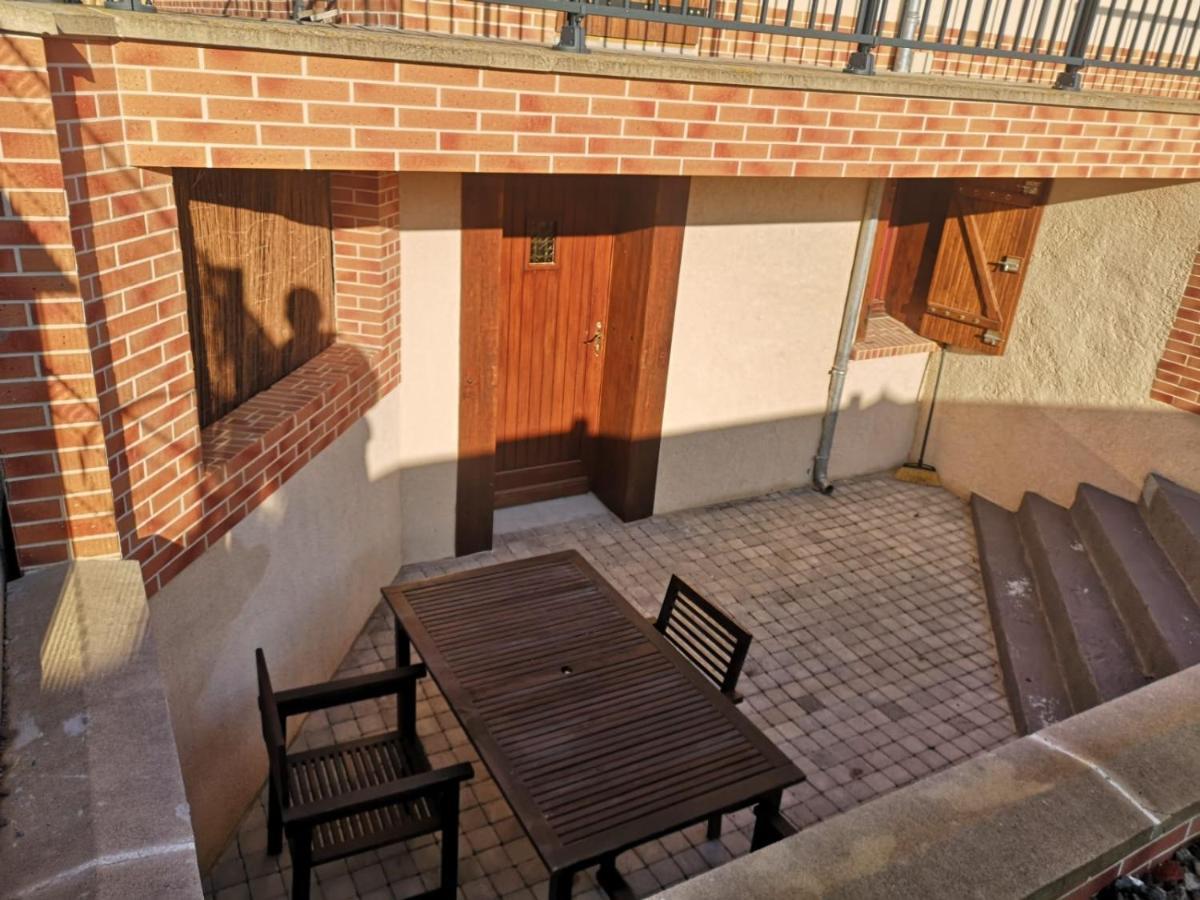 Domaine Des Deux A Apartment Margny-sur-Matz Ngoại thất bức ảnh