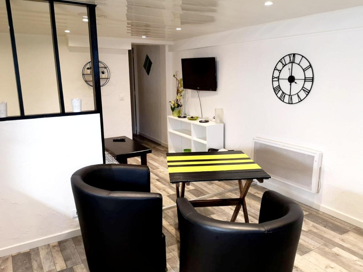 Domaine Des Deux A Apartment Margny-sur-Matz Ngoại thất bức ảnh